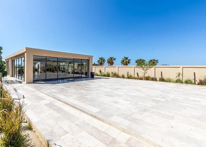 Holiday home Luxury 2 Bedroom - Oceanview Pool - Gym