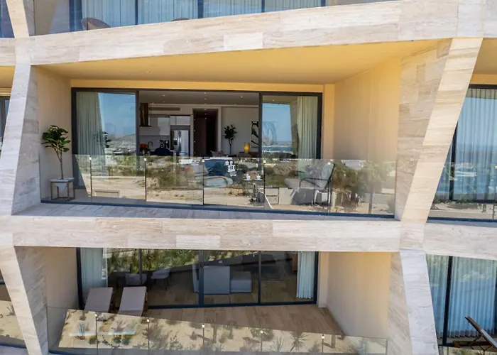 Luxury 2 Bedroom - Oceanview Pool - Gym Holiday home El Pueblito (Baja California Sur)