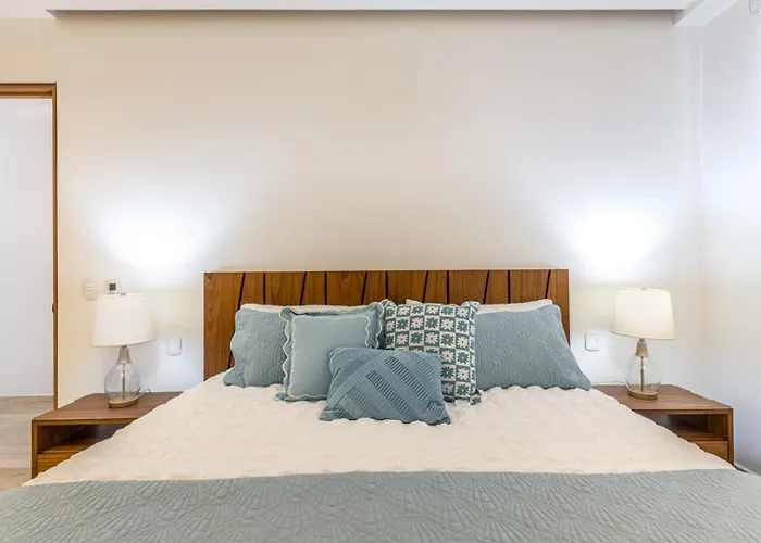 Luxury 2 Bedroom - Oceanview Pool - Gym * El Pueblito (Baja California Sur)