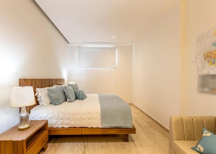 Holiday home Luxury 2 Bedroom - Oceanview Pool - Gym